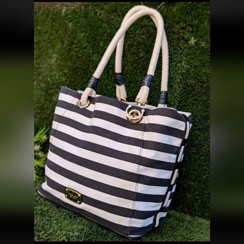 Michael Kors XL MARINA TOTE BAG Black White Striped Tote Bag WEEKENDER TRAVEL